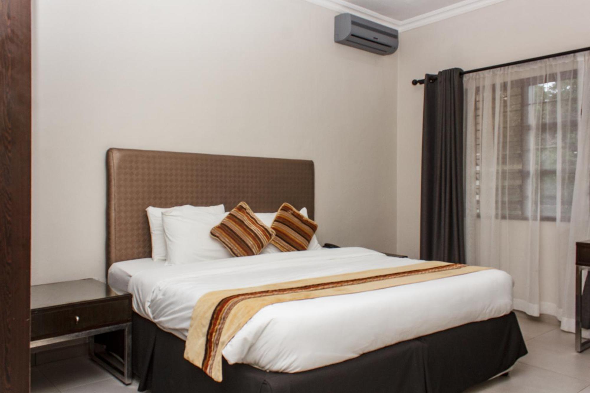 Cedar Place Limited Blantyre Zewnętrze zdjęcie