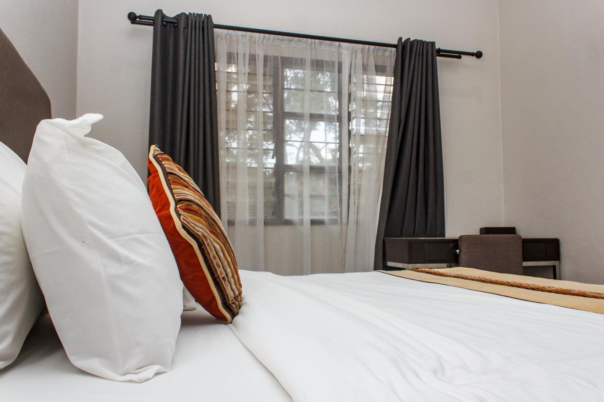 Cedar Place Limited Blantyre Zewnętrze zdjęcie